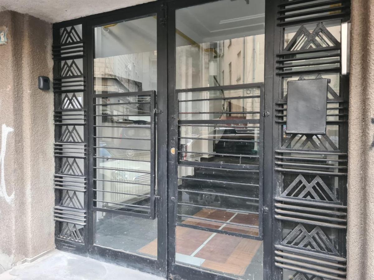 Beautiful 2Bedflatcismigiu Apartamento Bucareste Exterior foto